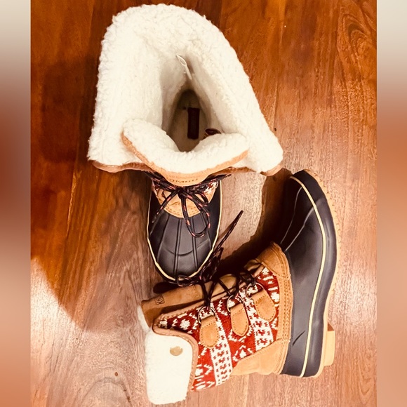 Khombu Rubber Sole weather proof boots - Picture 10 of 13